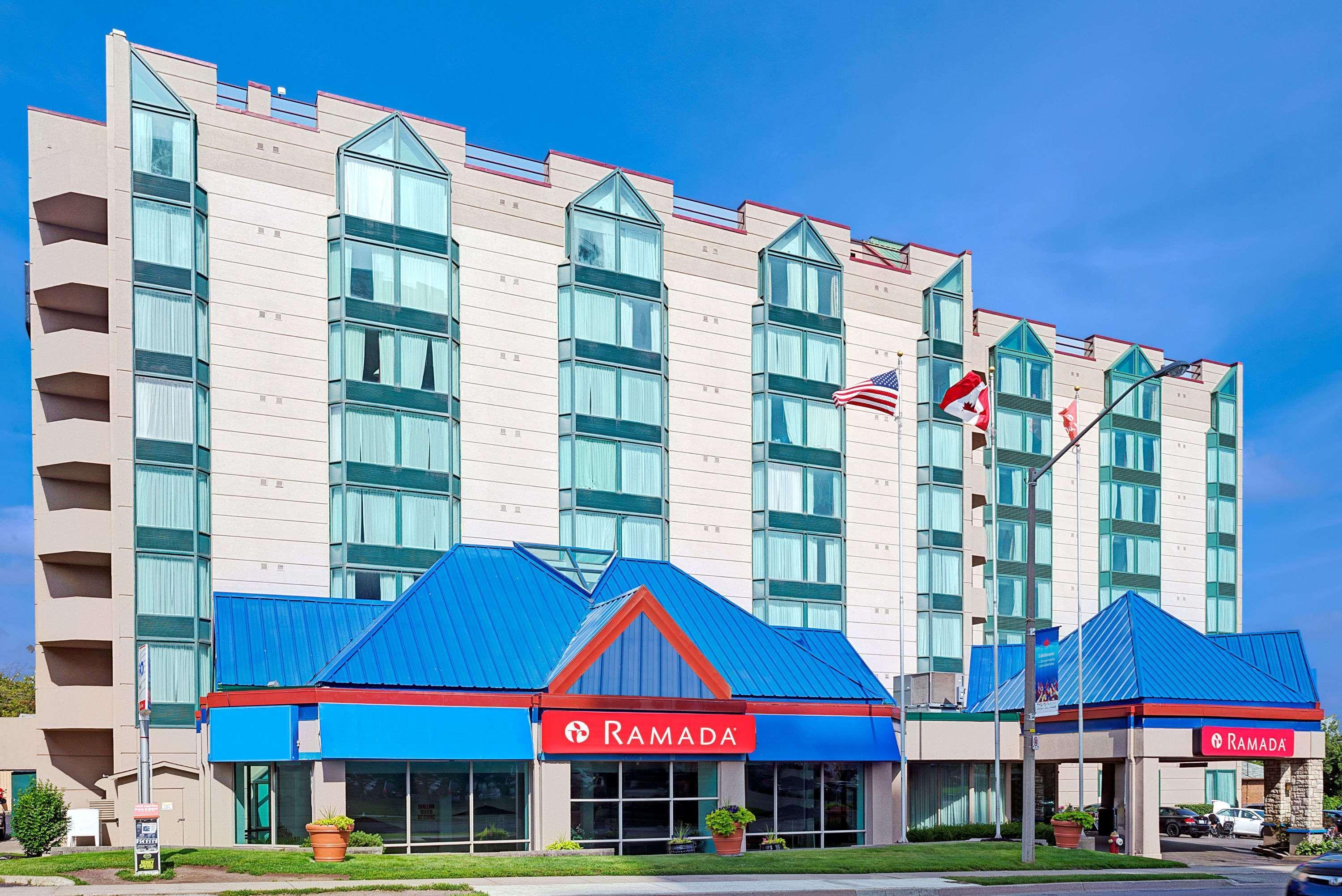 Ramada By Wyndham Niagara Falls/Fallsview Eksteriør bilde