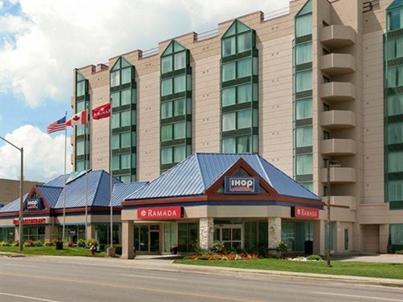 Ramada By Wyndham Niagara Falls/Fallsview Eksteriør bilde